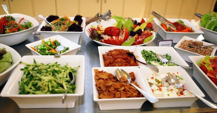 🥗 Egészséges saláták: frissesség, íz és tápérték egy tányérban